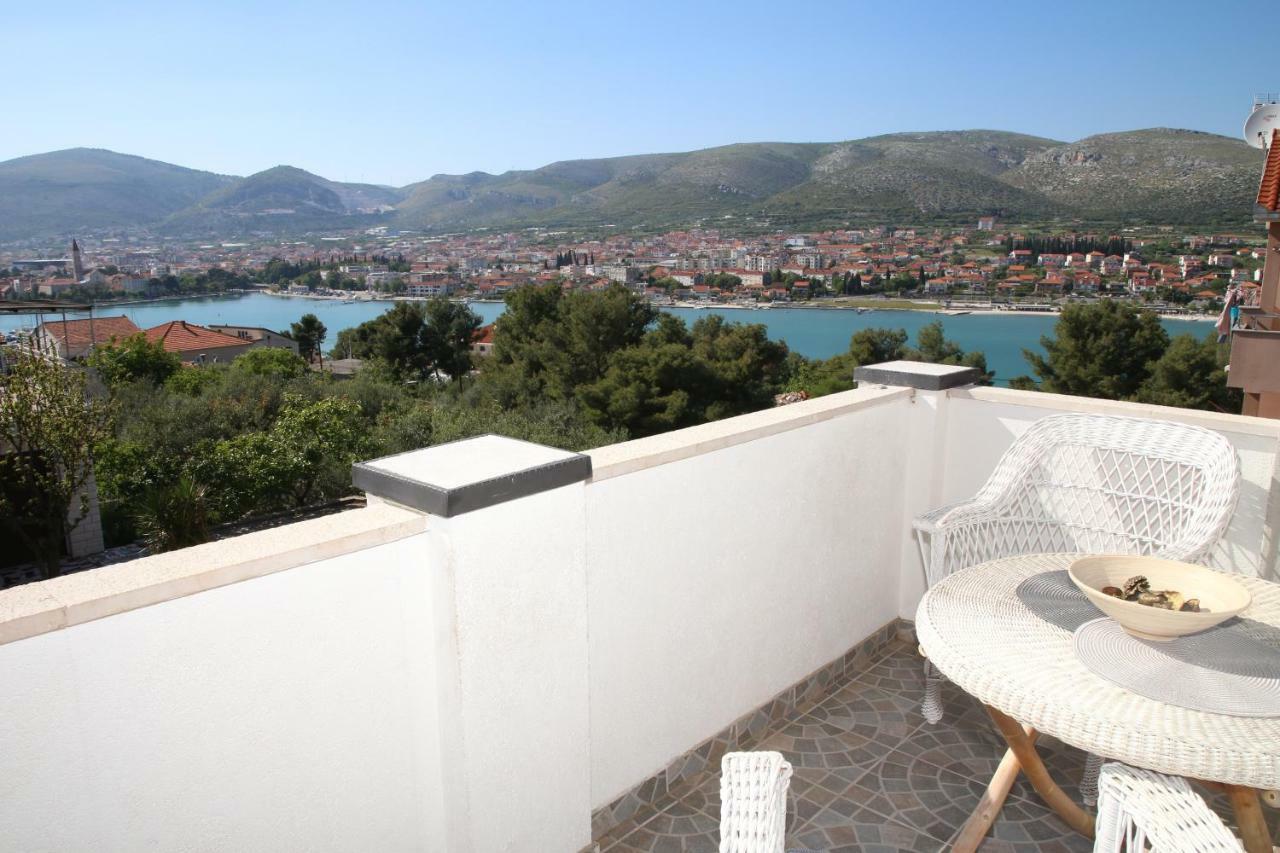 Apartment Poseidon Trogir Exterior foto